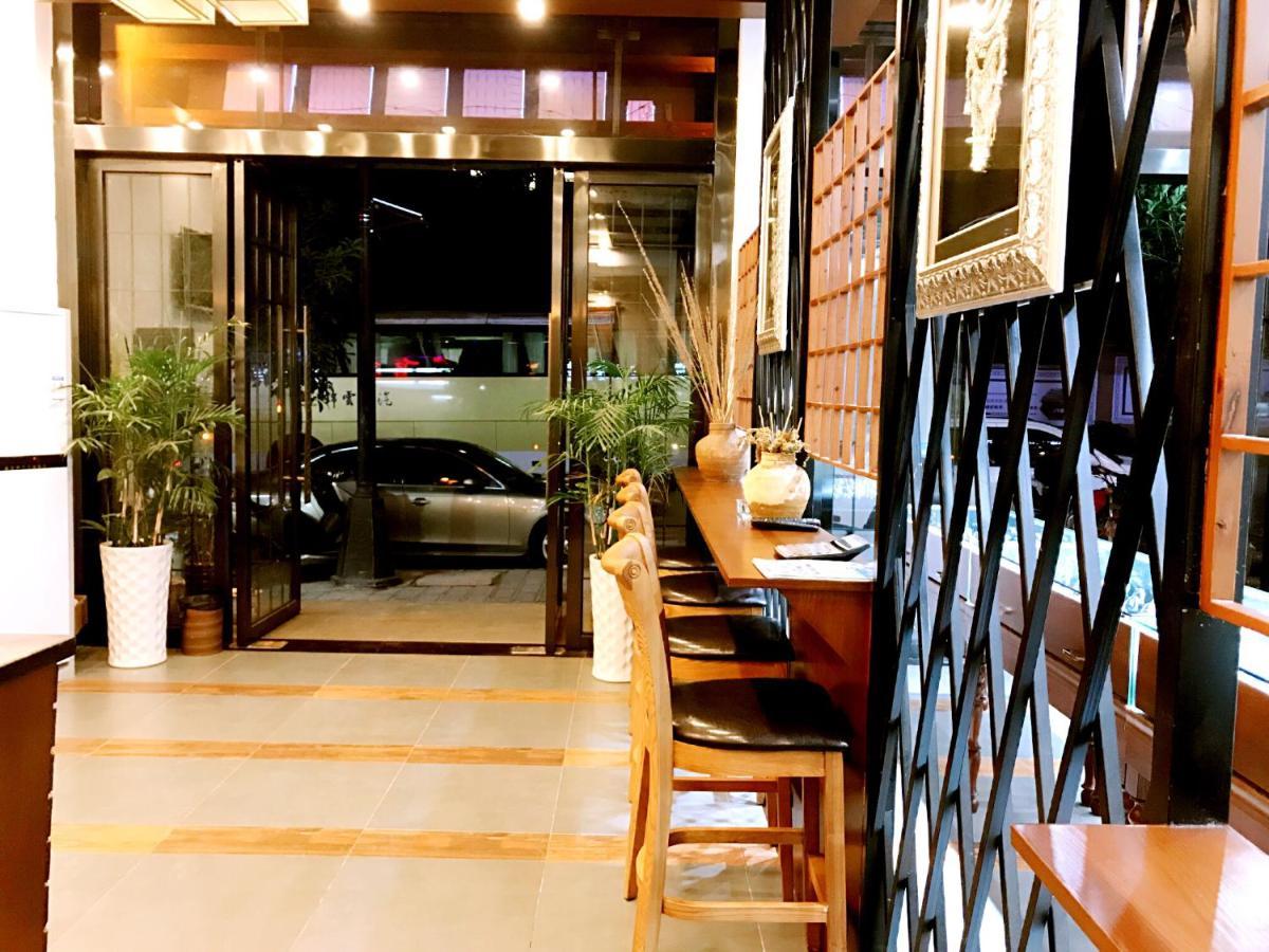 Family Hotel Trương Gia Giới Ngoại thất bức ảnh
