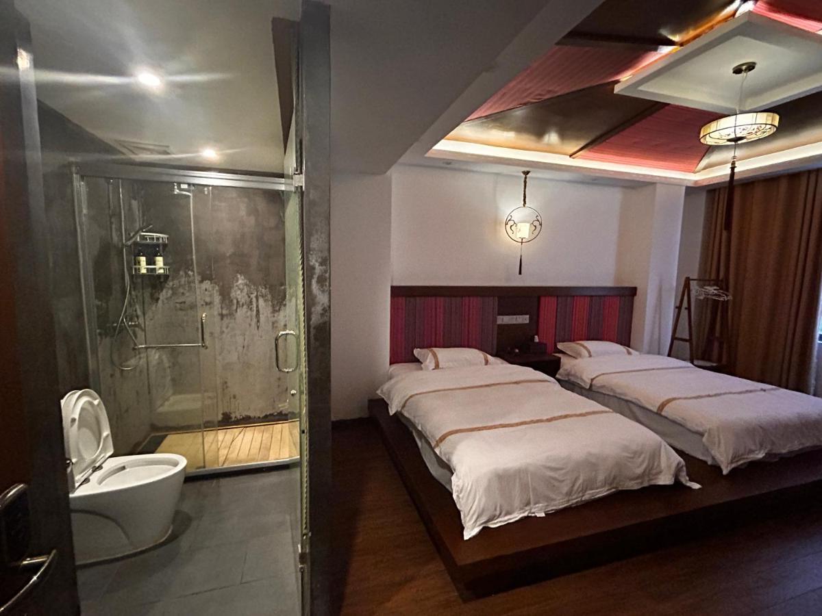 Family Hotel Trương Gia Giới Ngoại thất bức ảnh