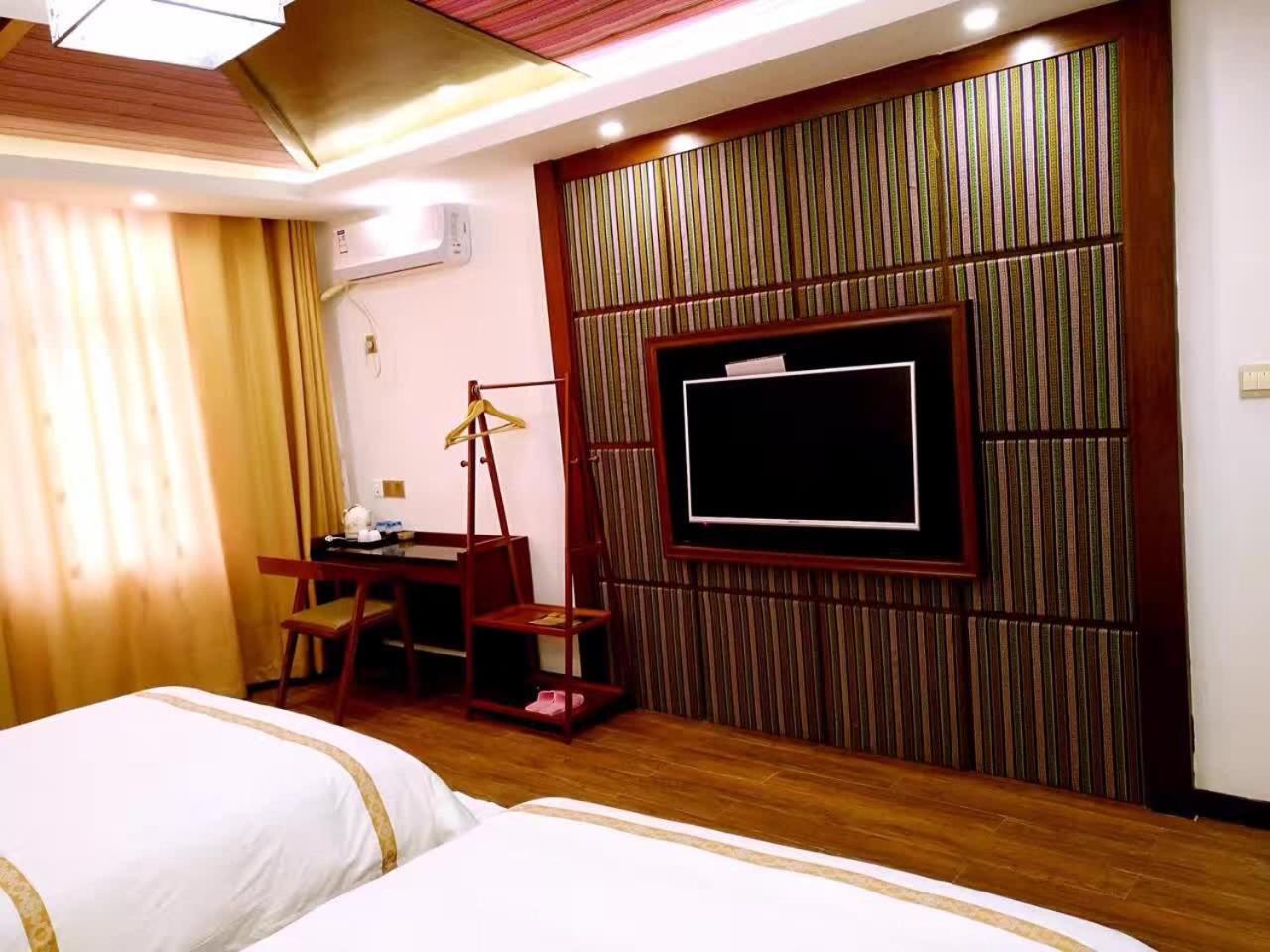 Family Hotel Trương Gia Giới Ngoại thất bức ảnh